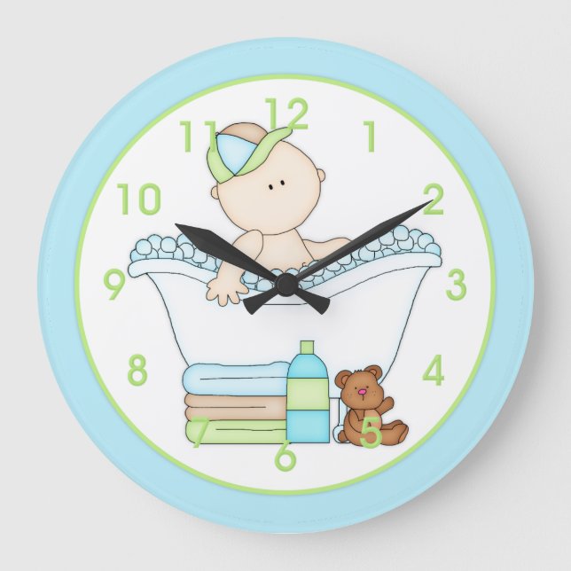 Baby Boy nimmt die Wanduhr eines Babys (Vorderseite)