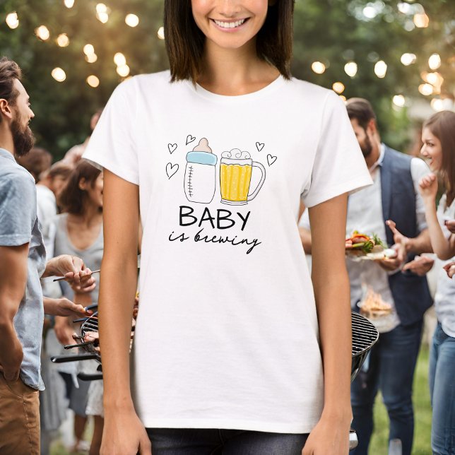 Baby braut Bierglas-Mommy T-Shirt (Von Creator hochgeladen)