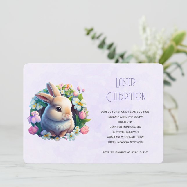 Baby Bunny in Spring Flowers Oster Einladung (Stehend Vorderseite)