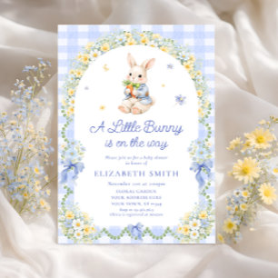 Baby Bunny Süßes Kaninchen Gingham Junge Babyparty Einladung