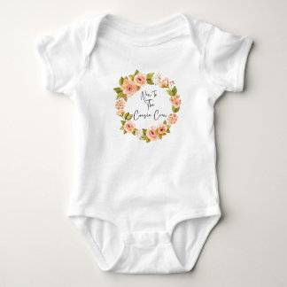 Baby Cousin, neu in der Cousin Crew Baby Strampler
