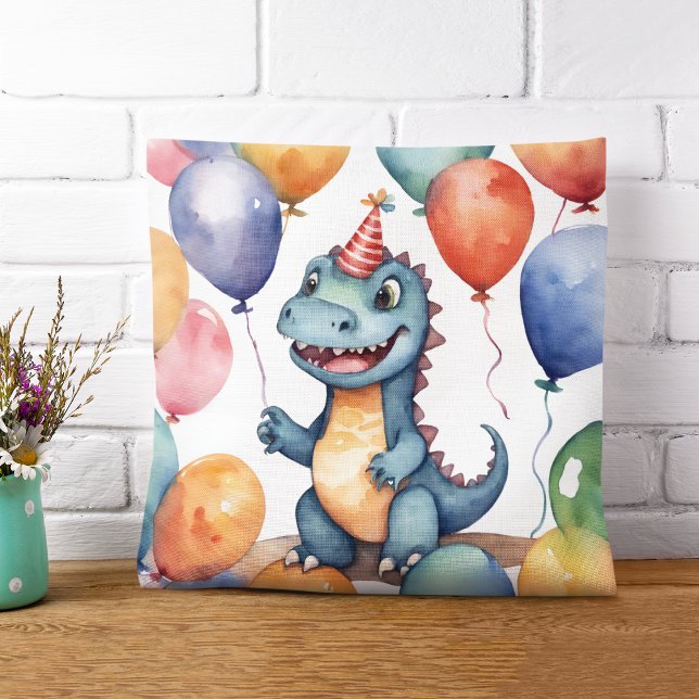Baby Dinosaur Birthday Kissen (Von Creator hochgeladen)