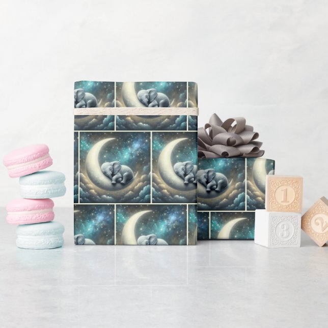 Baby Elephant schläft auf dem Halbmond Geschenkpapier (Babyparty)