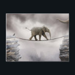 Baby Elephant wagt eine Gratwanderung Postkarte<br><div class="desc">Baby Elefant</div>