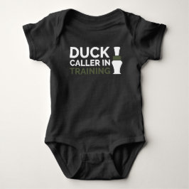 Baby-Ente, die Jersey-Shirt jagt Baby Strampler