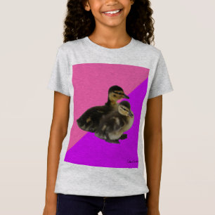 Baby-Enten auf rosa Himbeere und violetter Sorbet T-Shirt