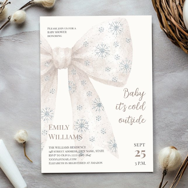 Baby es ist kalt außerhalb von weißen Bogen Baby D Einladung (Baby It’s Cold Outside Theme with beige blue neutral Snowflake Bows)