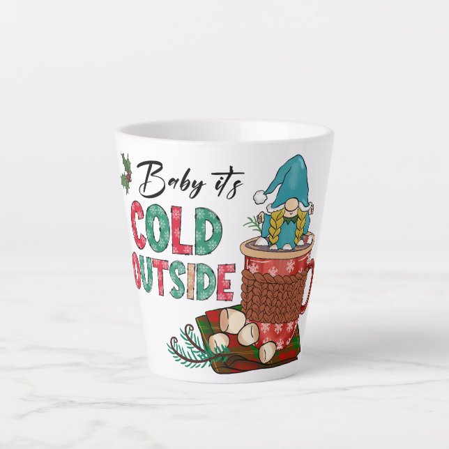 Baby Es ist kalt draußen | Christmas Gnome Milchtasse (Vorderseite)