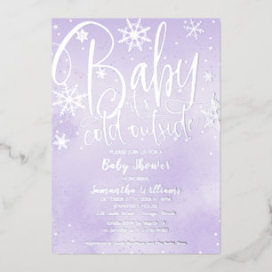 Baby Es ist kalt draußen Winter Lila Babydusche Folieneinladung