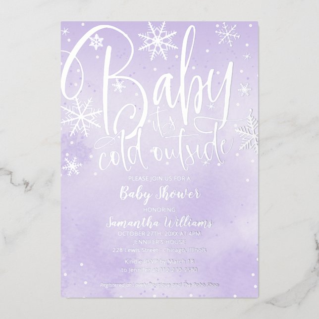 Baby Es ist kalt draußen Winter Lila Babydusche Folieneinladung (Vorderseite)