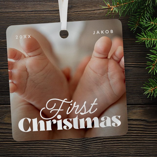 Baby First Christmas Elegantes Modern Custom Foto Ornament Aus Metall (Von Creator hochgeladen)