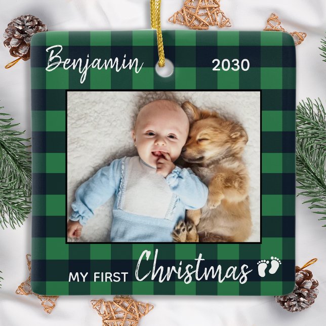Baby First Christmas Green Buffalo Kariertes Foto Keramikornament (Von Creator hochgeladen)