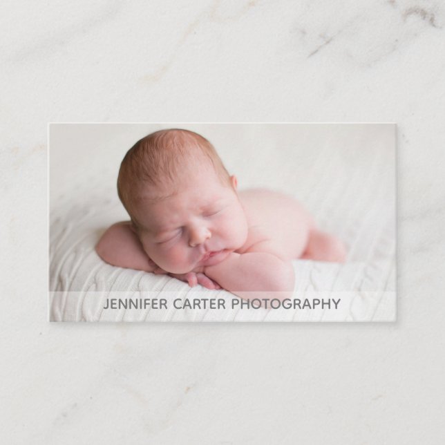 Baby Fotograf Minimalistisches Foto White Gray Visitenkarte (Vorderseite)
