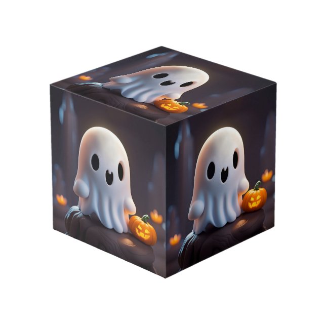 Baby Ghost Creepy Niedlich Halloween Charakter Würfel (Vorderseite Schrägansicht)