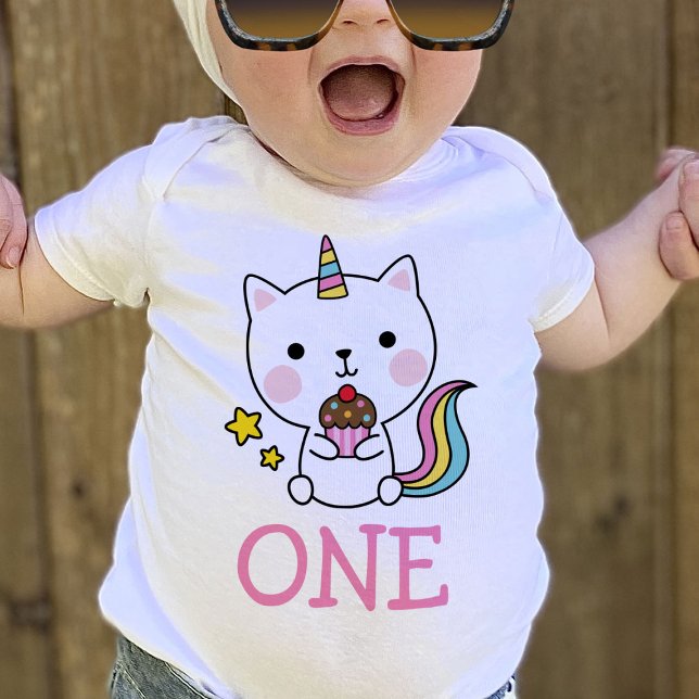 Baby Girl 1er Anniversaire Un chat Unicorn T-shirt (Créateur téléchargé)