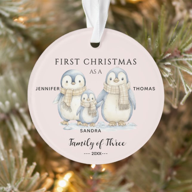 Baby Girl First Christmas Penguin Familie von drei Ornament (Baum)