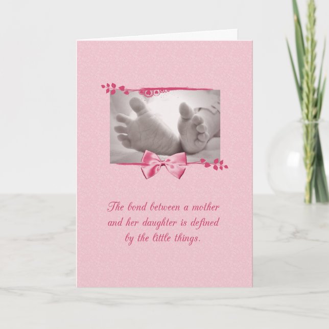 Baby Girl Gratulationen Kinderfütterung mit rosa B Karte (Vorderseite)