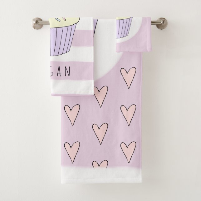 Baby Girl Pink Doodle Cupcake Herzmuster Name Badhandtuch Set (Insitu)