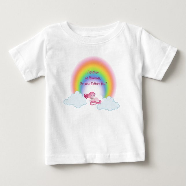Baby Girl Tee Shirt mit Rainbow & Unicorn (Vorderseite)