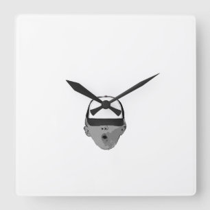 ~Baby Hat~ WALL CLOCK, KÜMMERN SIE ES! Quadratische Wanduhr