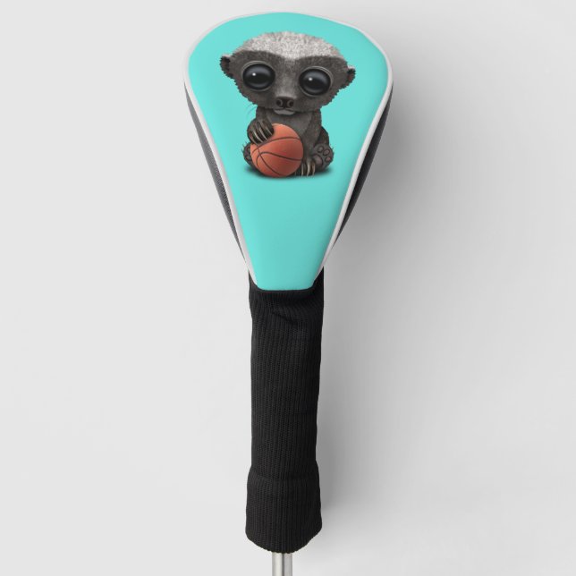 Baby-Honig-Dachs, der mit Basketball spielt Golf Headcover (Vorderseite)