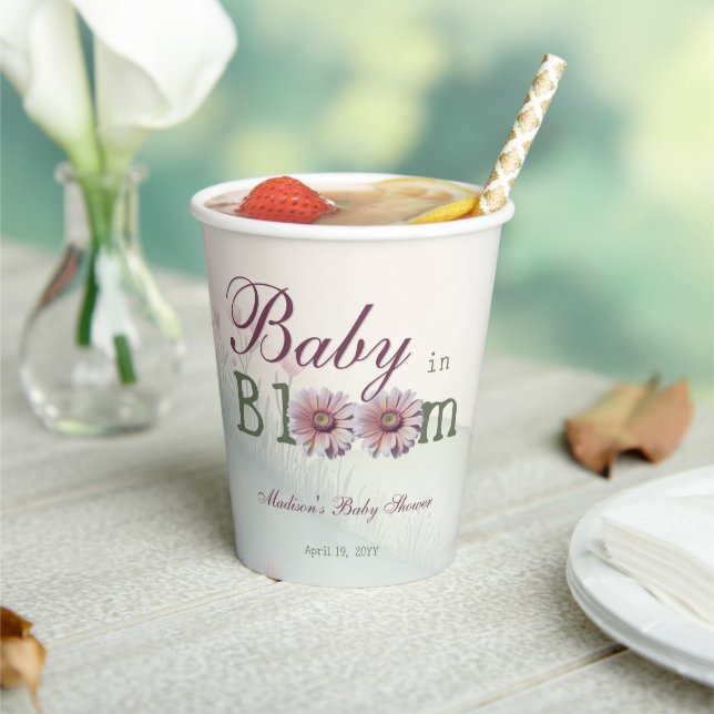 Baby in Bloom Gerber Daisies Baby Shower Pappbecher (In Situ)