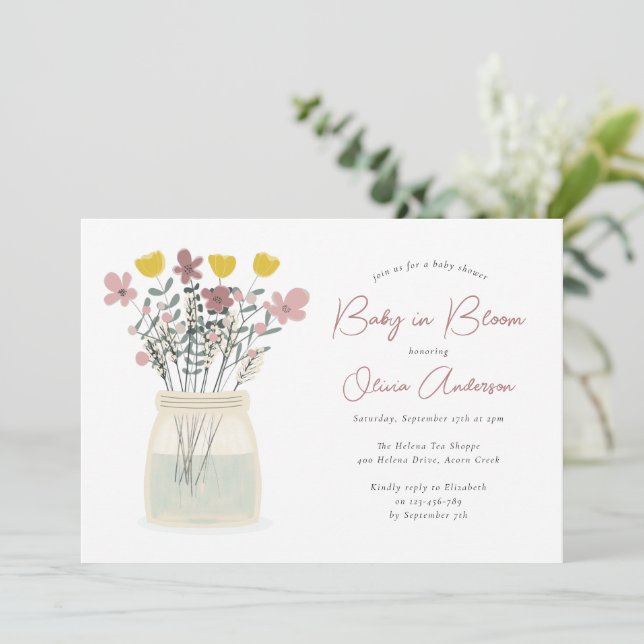 Baby in Bloom Wildblume Babydusche Einladung (Stehend Vorderseite)