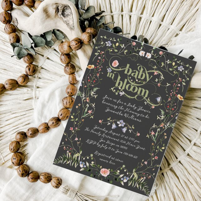 Baby in Bloom Wildblume Moderne Dark Baby Dusche Einladung (Von Creator hochgeladen)