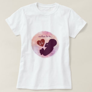 Baby in Frauenmutter zum T - Shirt