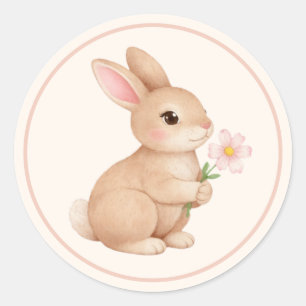 Baby-Kaninchen mit rosa Blume  Runder Aufkleber