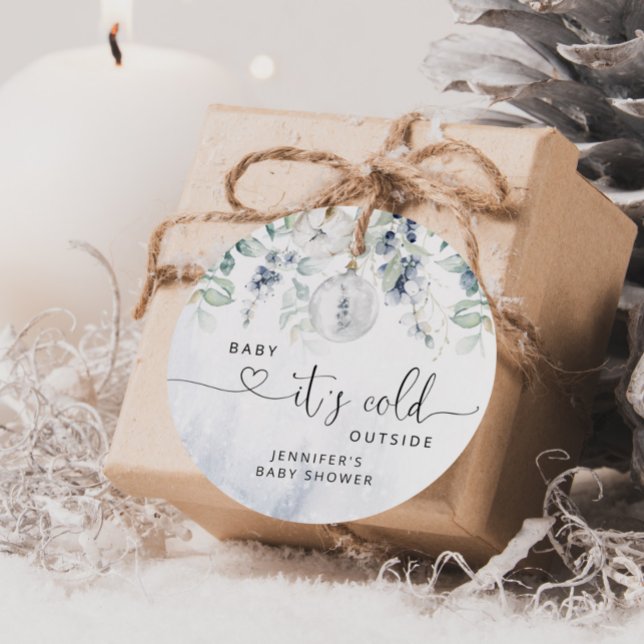 Baby mit kalter Außendusche Geschenkanhänger (Von Creator hochgeladen)