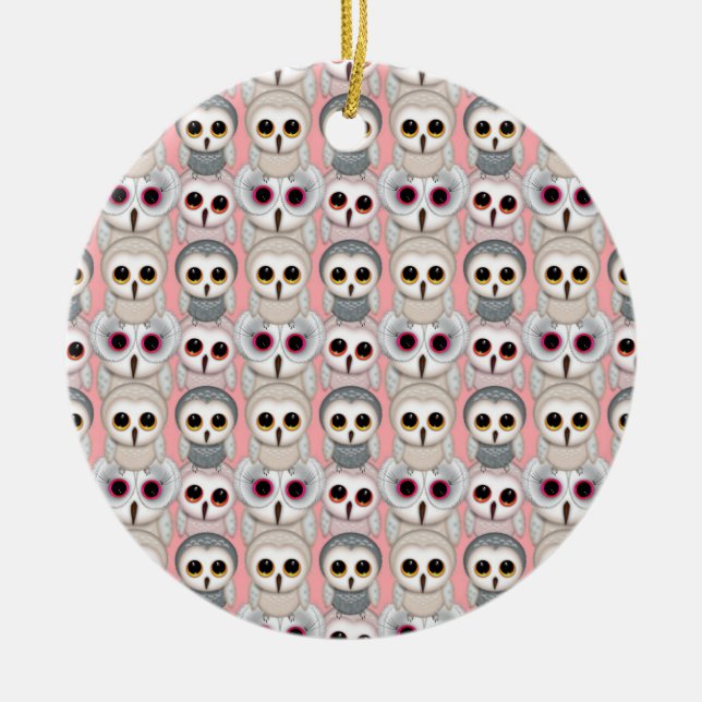 Baby Owls auf rosa Muster Keramik Ornament (Vorne)