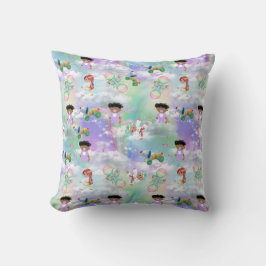 Baby Playmates mit Rainbows und Wolken Kissen