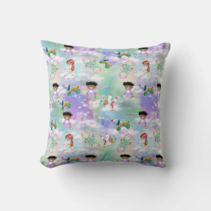 Baby Playmates mit Rainbows und Wolken Kissen