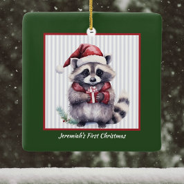 Baby Raccoon Holding Geschenkkind's First Christma Keramikornament
