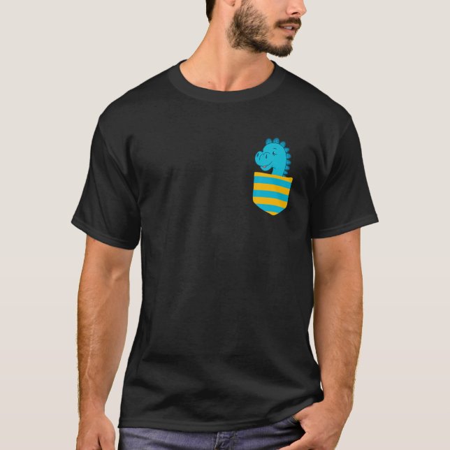 Baby Rex Dino in der Brust Pocket Funny Dinosaur T-Shirt (Vorderseite)