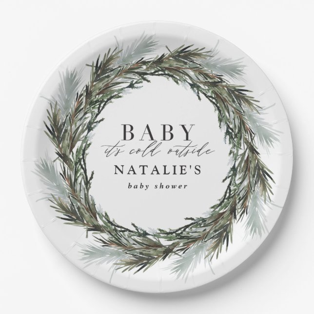 Baby seine kalte Außendusche im Winter. Pappteller (Vorderseite)
