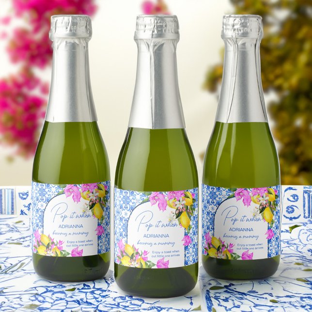 Baby Showsekt Gefallen an Blue Tiles Lemons (Baby Shower champagne favor Blue Tiles Lemons Sparkling Wine Labels pop it when she pops labels)