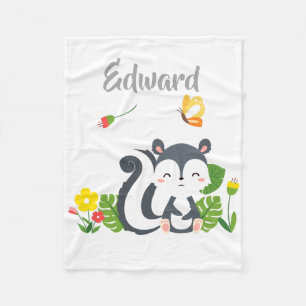 Baby Skunk, Butterfly & Blume Fleecedecke