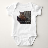 Baby Squirrl sieht dich an