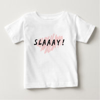 Baby-T-Shirt „SLAY“ Herz Rückseite