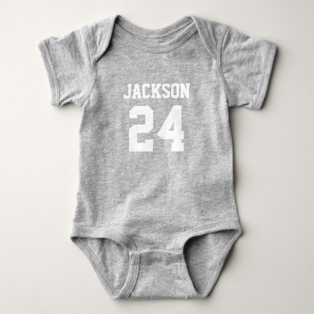 Baby Team Jersey Nummer und Monogramm Baby Strampler (Vorderseite)