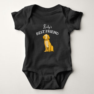 Baby und pelziger Freund, beste Freunde Strampler