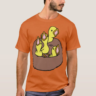Baby Vögel im Nest T-Shirt