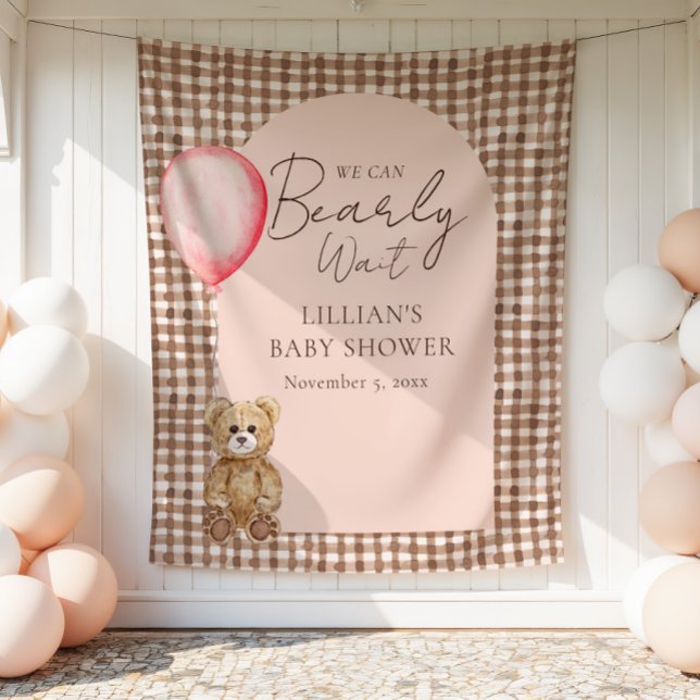 Babydusche "Bear Bär Girl" vor der Haustür warten Wandteppich (Von Creator hochgeladen)