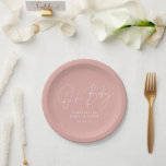 Babydusche Drehbuch moderne Rose rosa mädchenhaft  Pappteller<br><div class="desc">Baby Dusche Drehbuch moderne Rose rosa mädchenhafte Party Einladung Design.</div>