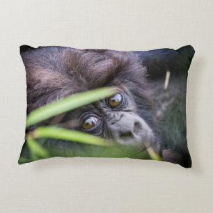 Babygorilla von Ruanda Afrika Dekokissen