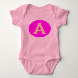 Babygrow. Entwurf: Abzeichnen Sie A - Zacken Sie Baby Strampler