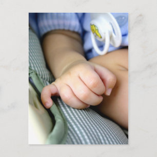 Babyhand Postkarte