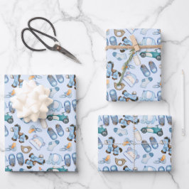 Babykleidung mit blauen Spielzeugbekleidungen Geschenkpapier Set